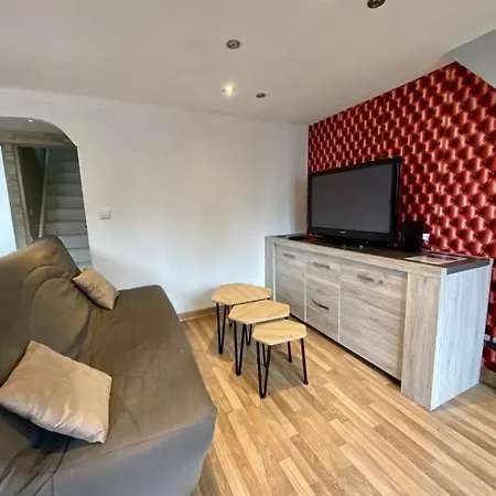 Charming T3 Duplex On The Top Floor In *