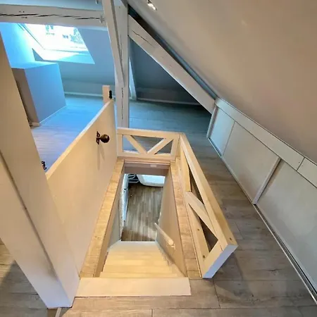 Charming T3 Duplex On The Top Floor In Daire *